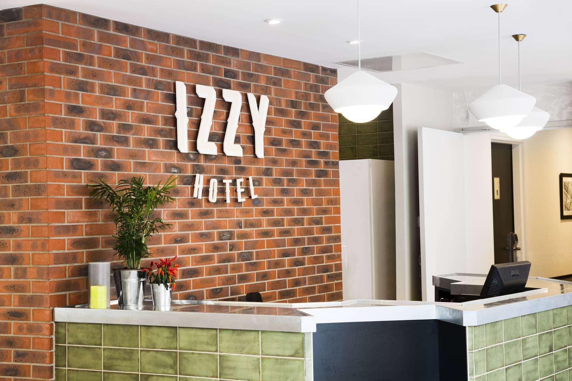 Hotel Izzy Issy-les-Moulineaux Εξωτερικό φωτογραφία